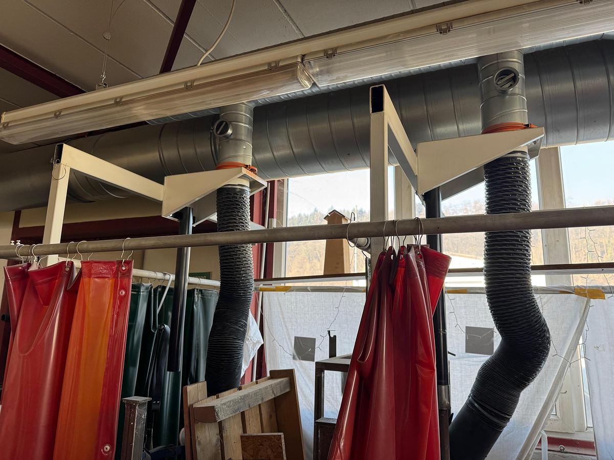 Gebraucht KEMPER Schweißrauchabsauganlage für mehrere Arbeitsplätze