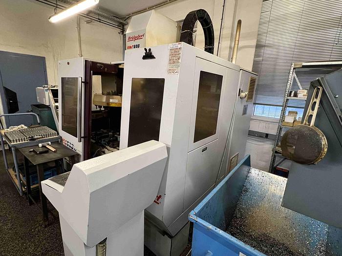 Gebraucht CNC Bearbeitungszentrum BRIDGEPORT VMC 600