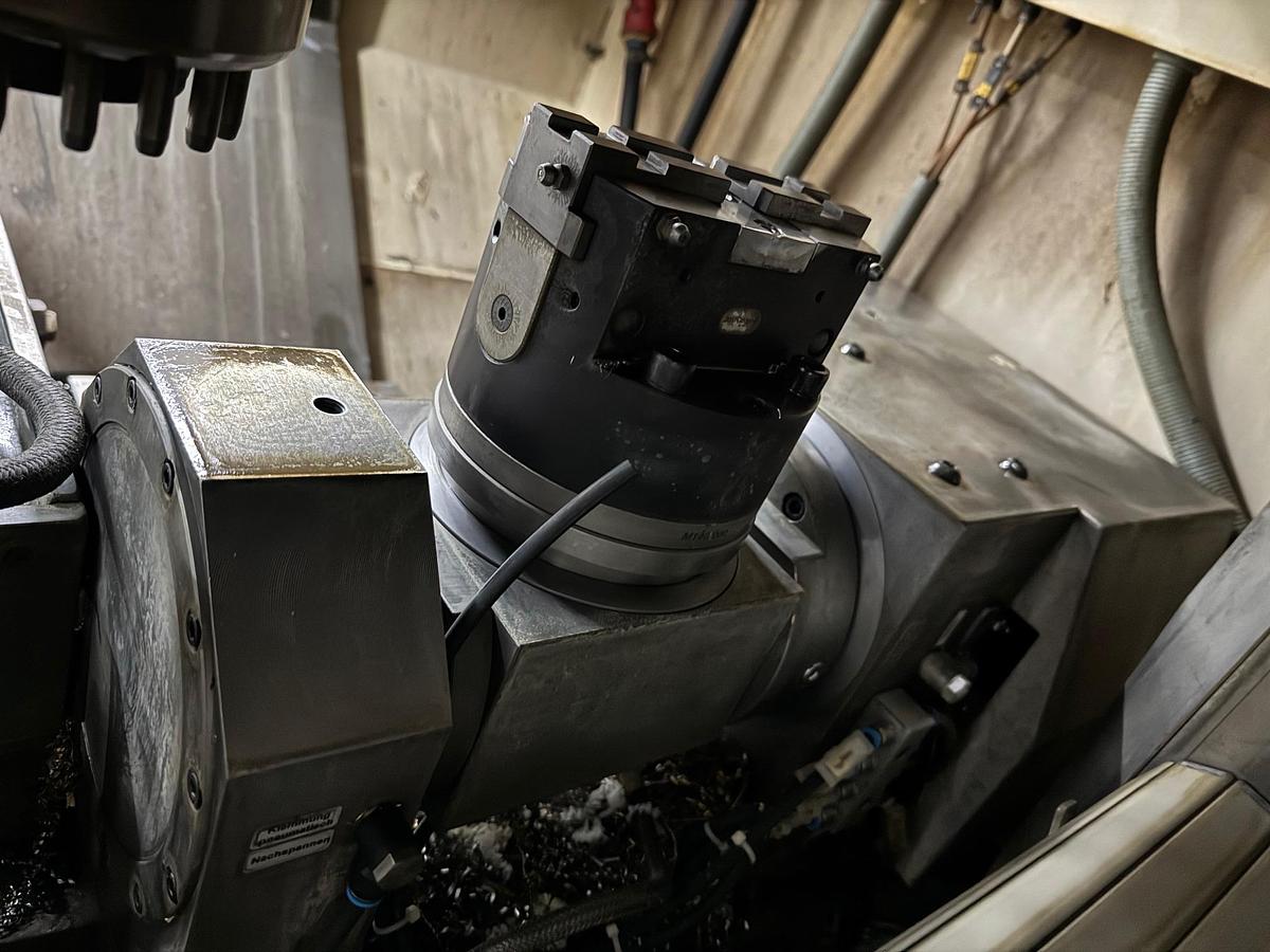 Gebraucht 5-Achsen CNC-Bearbeitungszentrum  CHIRON - FZ 15 S High Speed