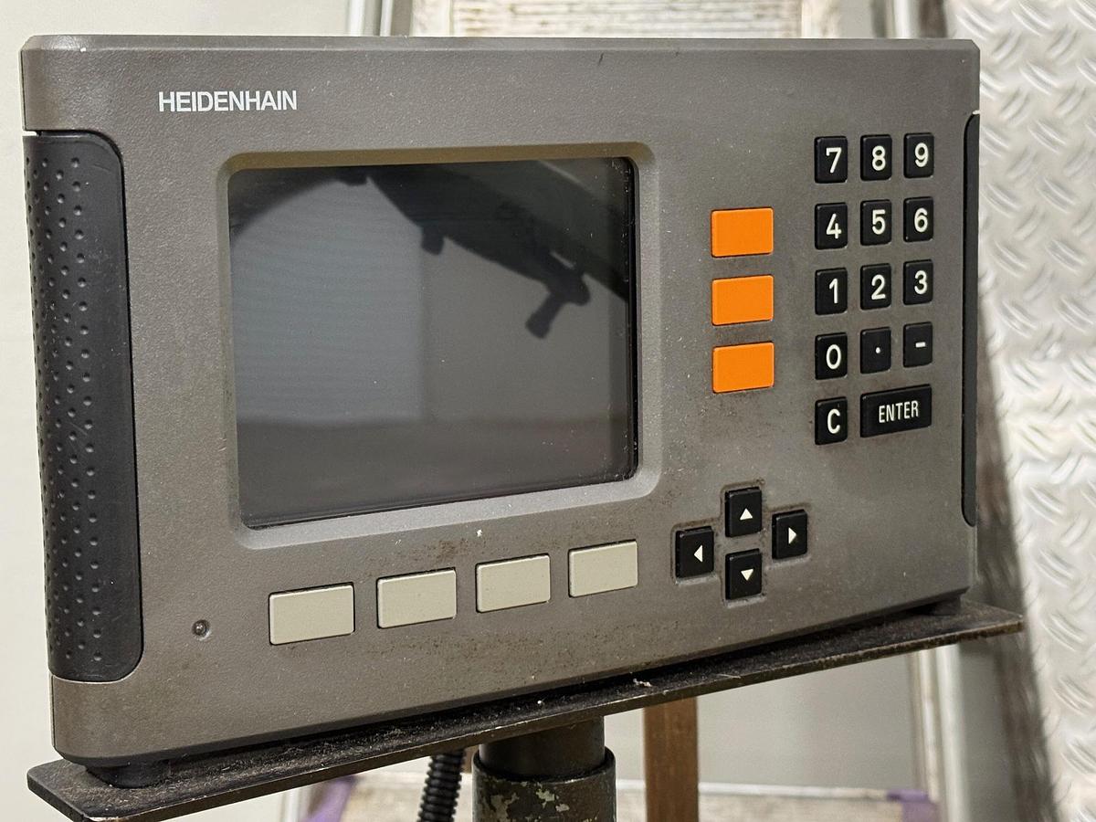 Gebraucht Leit-& Zugspindeldrehmaschine MARTIN KM 200 x 1000