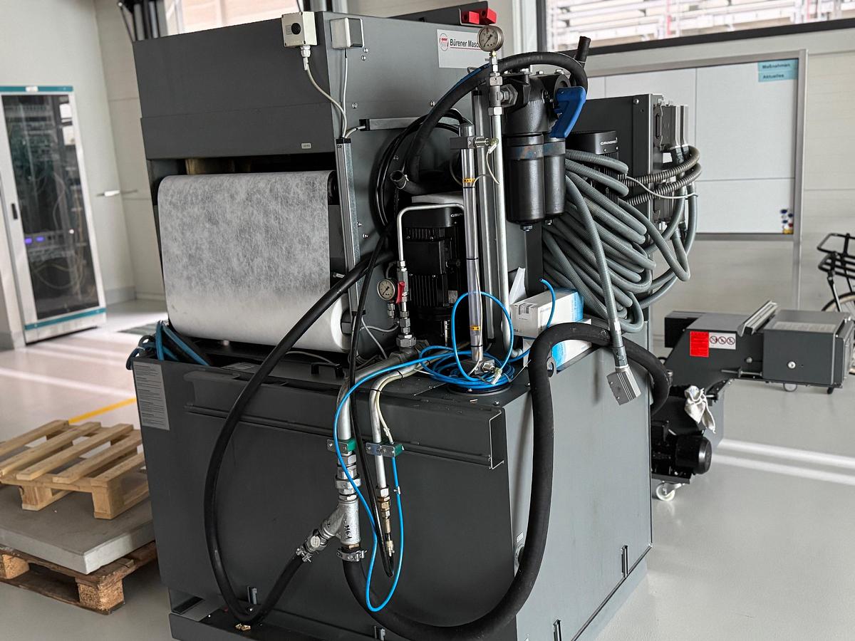 Gebraucht 5-Achsen CNC-Bearbeitungszentrum  CHIRON - FZ 15 S High Speed