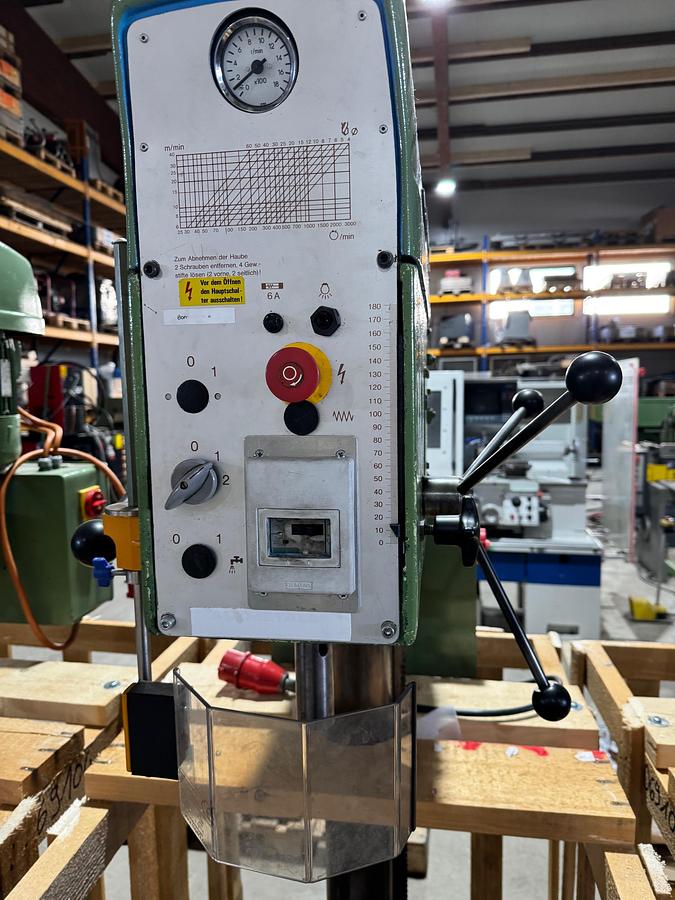 Gebraucht Säulenbohrmaschine Industriequalität Alzmetall AB 3 ES