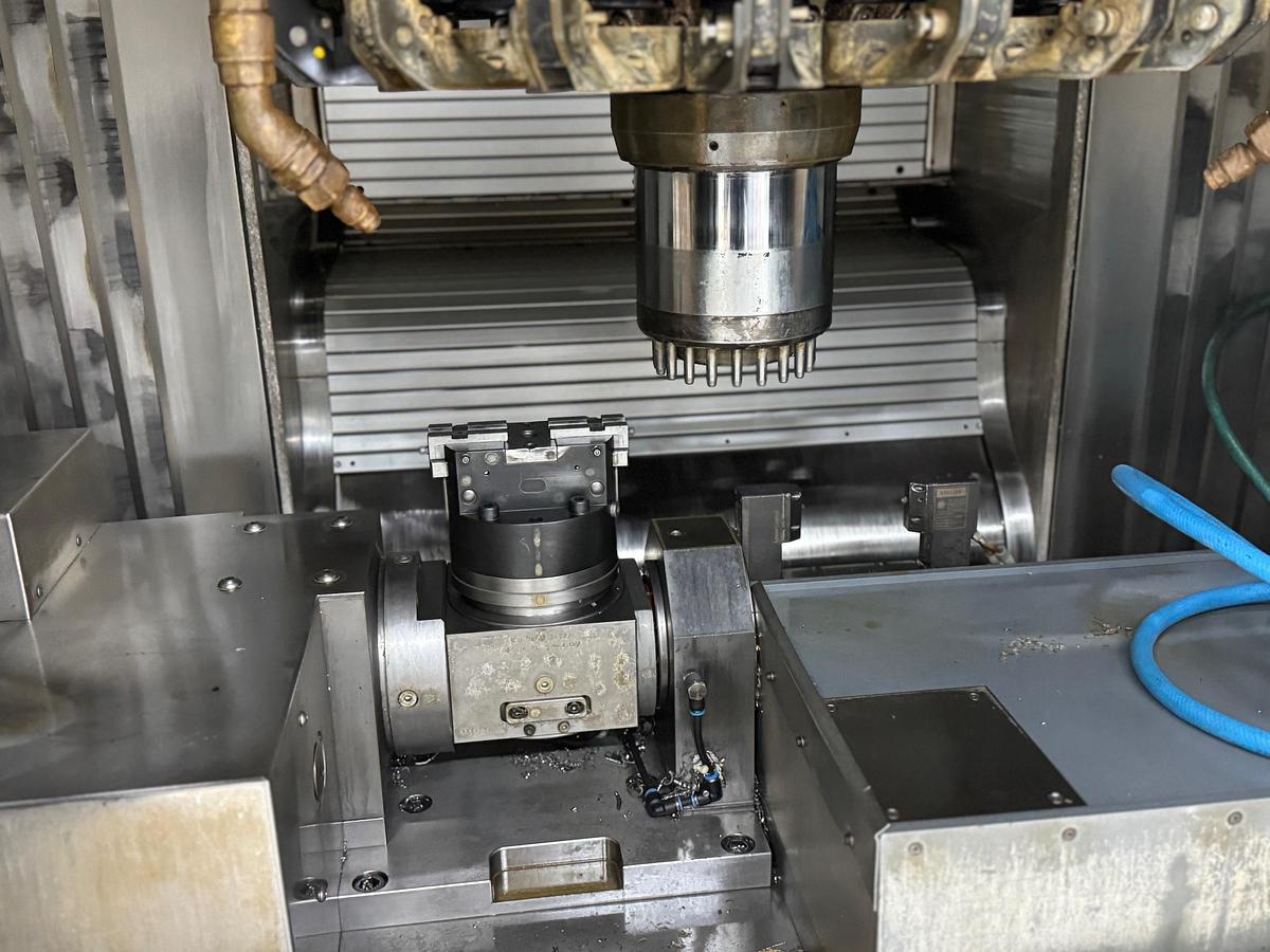 Gebraucht 5-Achsen CNC-Bearbeitungszentrum  CHIRON - FZ 15 S High Speed
