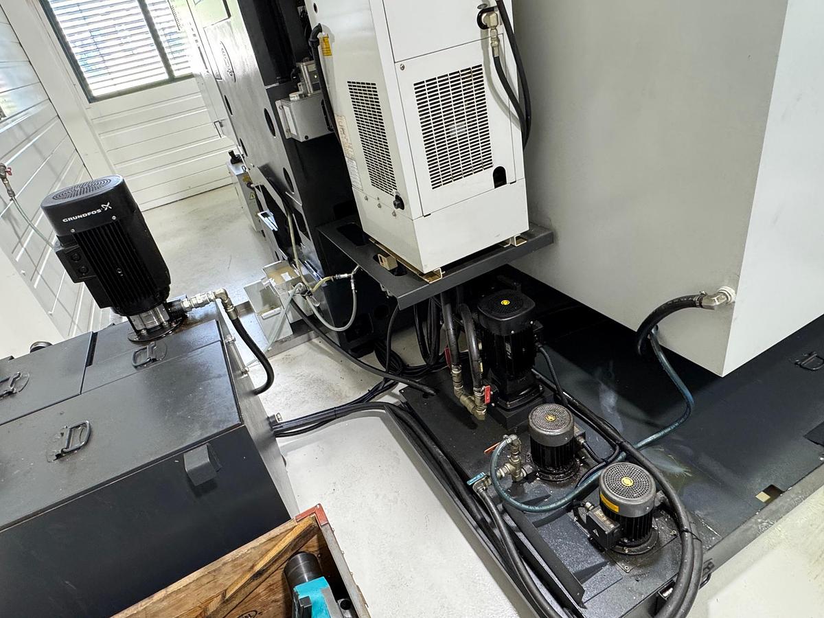 Gebraucht CNC Vertikal Bearbeitungszentrum AWEA BM-1600