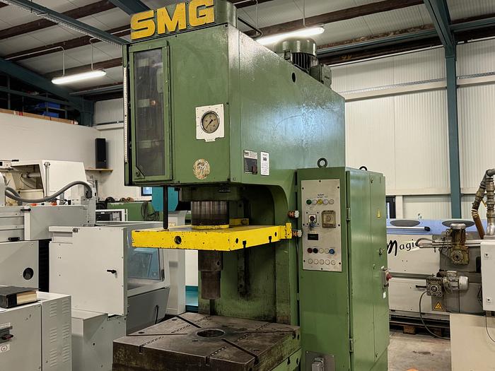 Gebraucht Hydraulische Einständerpresse SMG HOP 25 / C 100