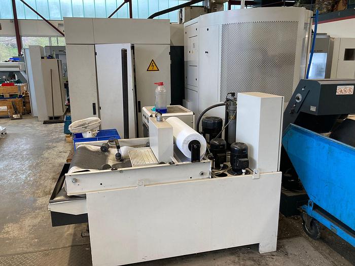 Gebraucht CNC Universal Bearbeitungszentrum mit Palettenwechsler MIKRON UCP 600 Vario