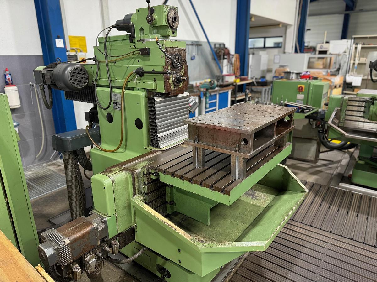 Gebraucht Universalwerkzeugfräsmaschine DECKEL FP4 NC