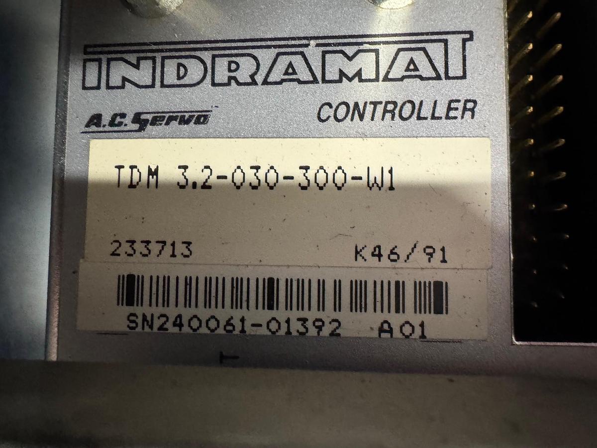 Gebraucht INDRAMAT Ersatzteile  Antriebsregler  Servoverstärker  A.C. Servo Achsmodule