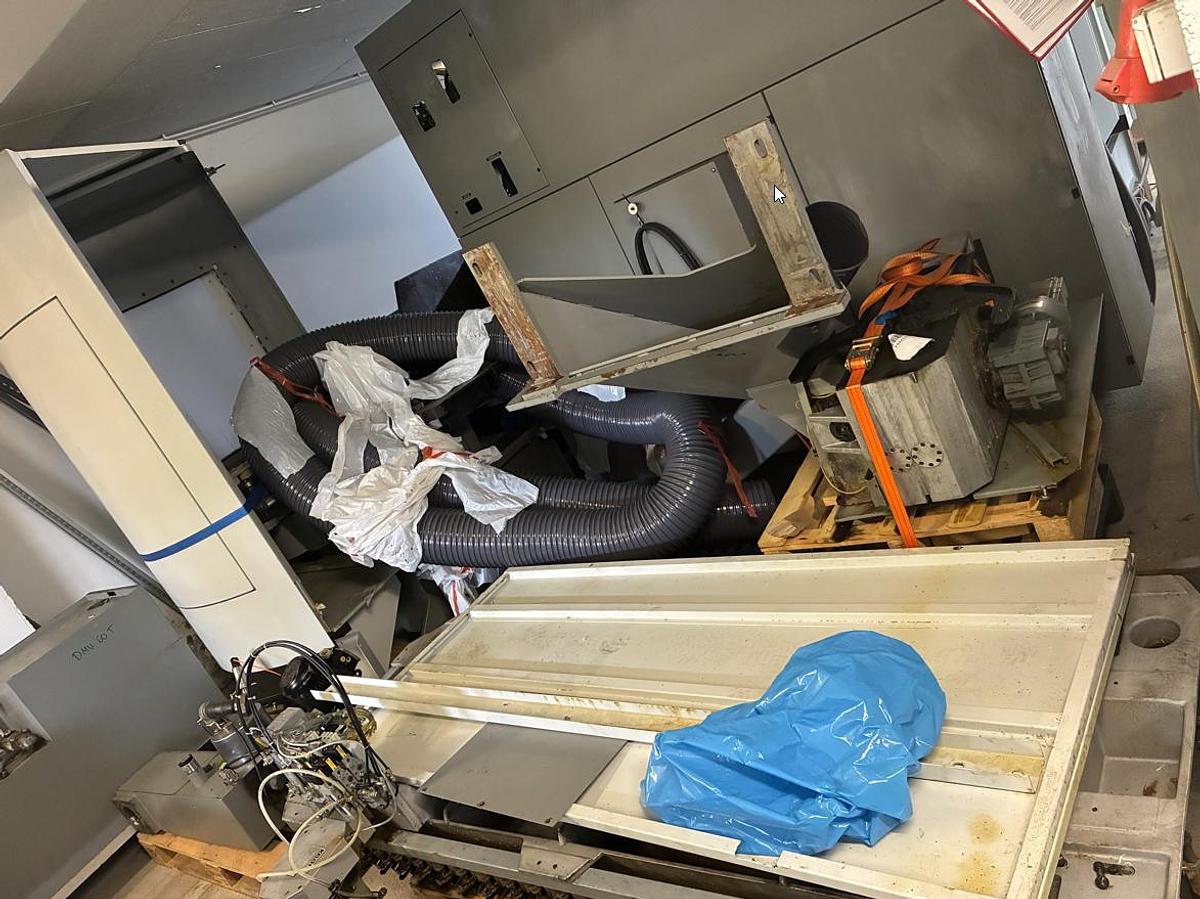 Gebraucht CNC Bearbeitungszentrum DECKEL MAHO DMU 60T RS3