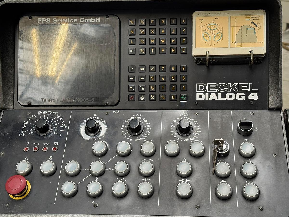 Gebraucht Universalwerkzeugfräsmaschine DECKEL FP4 NC