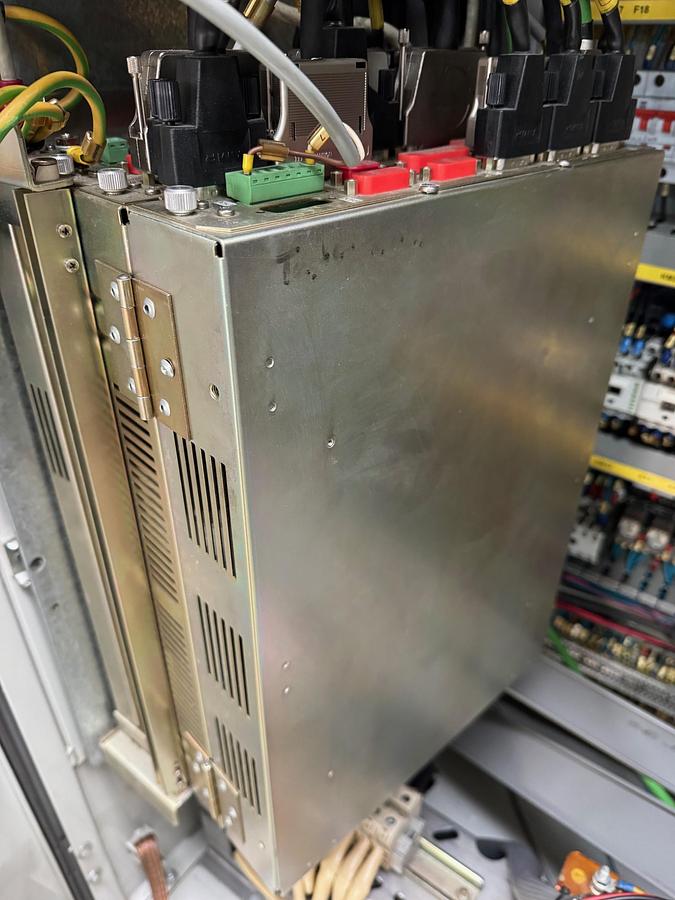 Gebraucht CNC Steuerung HEIDENHAIN TNC 426 mit SIEMENS Antriebsreglern