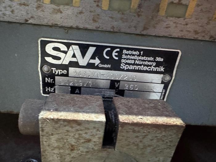 Gebraucht 2 Magnetspannplatten für Flachschleifmaschinen