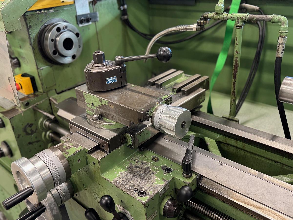 Gebraucht Leit-& Zugspindeldrehmaschine KERN Typ D 20 A