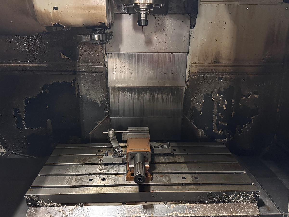 Gebraucht CNC Bearbeitungszentrum HURCO VMX 30