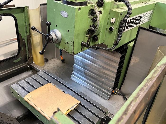 Gebraucht CNC Werkzeugfräsmaschine MIKRON WF 21 C