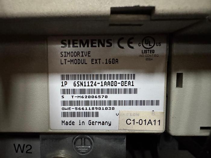 Gebraucht Ein Paket SIEMENS 810D Steuerung mit Antriebsregler und Karten