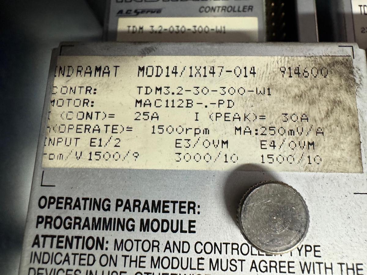 Gebraucht INDRAMAT Ersatzteile  Antriebsregler  Servoverstärker  A.C. Servo Achsmodule