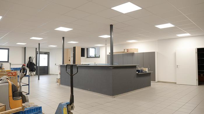 Gebraucht Hallenflächen, Lagerflächen, Produktionsflächen mit Büros in Schwäbisch Gmünd zu vermieten