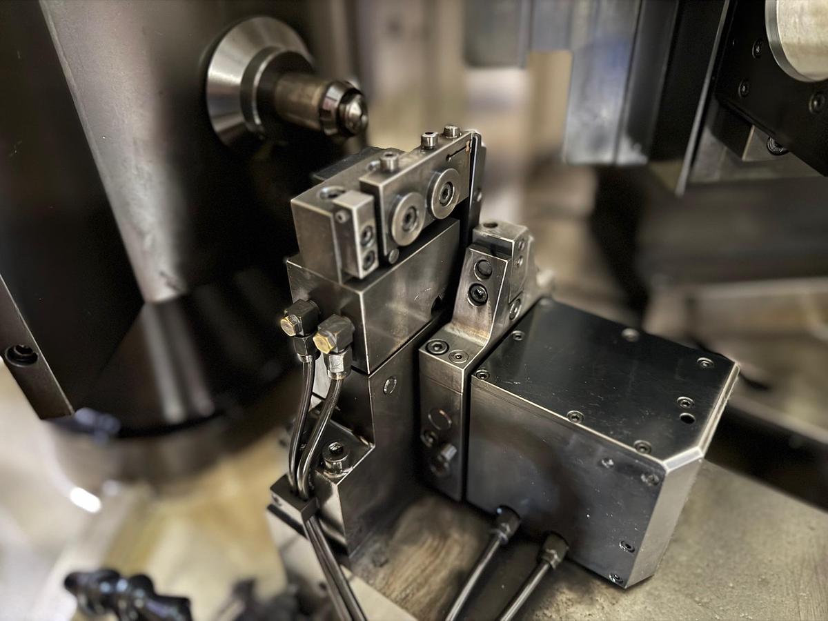 Gebraucht Werkzeugschleifmaschine  ROLLOMATIC CNC 2000 XD 