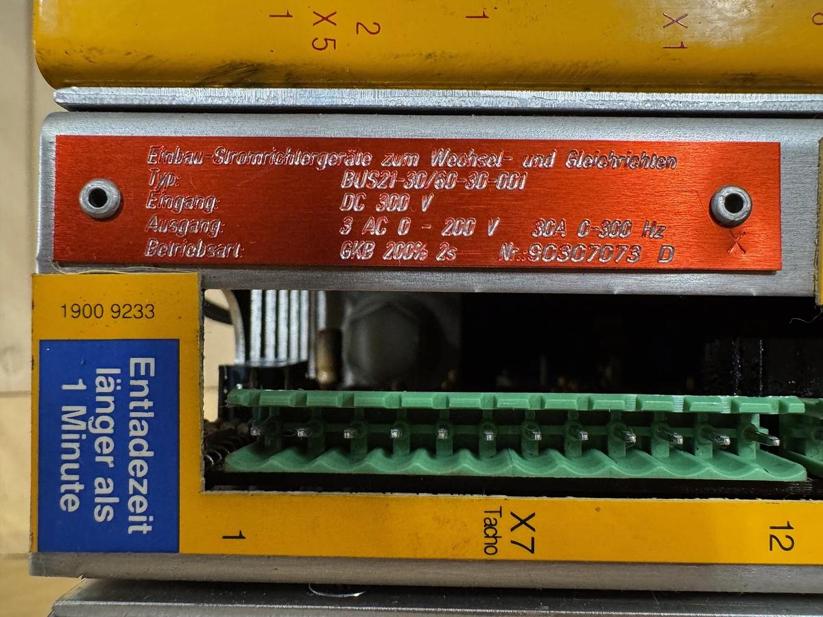 Gebraucht Einbau-Stromrichtergerät BAUMÜLLER  Typ: BUS 21-30/60-30-001