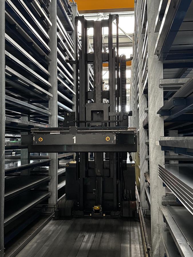 Gebraucht Hochregalanlage BÖCKELT TOWER mit MLR Mayesto 2,3 Staplern