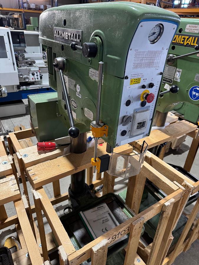 Gebraucht Säulenbohrmaschine Industriequalität Alzmetall AB 3 ES