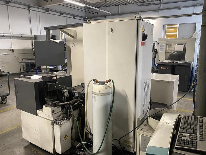 Gebraucht CNC Drahterodiermaschine FANUC ROBOCUT ALPHA 0C