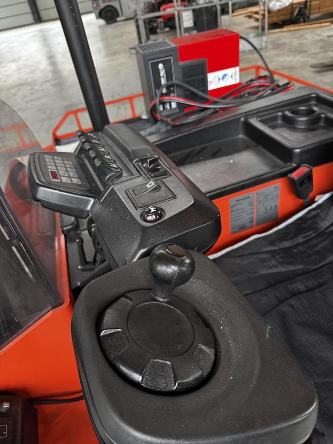 Gebraucht Toyota BT Reflex FRE270 Schubmaststapler / 4-Wege-Stapler – TXH8000