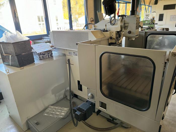 Überholt CNC Fräsmaschine DECKEL FP4 A