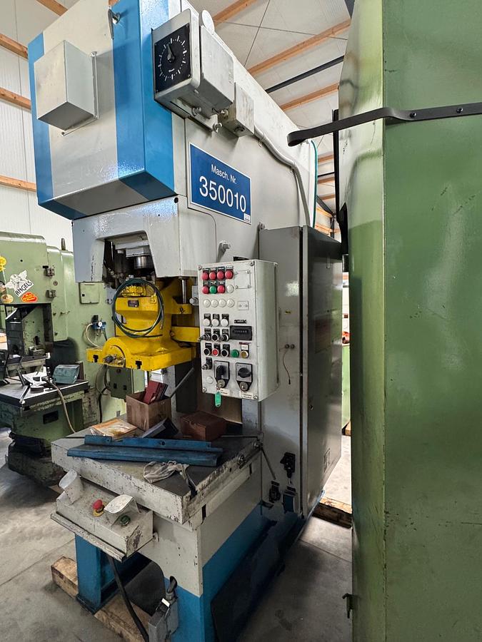 Gebraucht Hydraulische Presse  KOMATSU OBA 60-2
