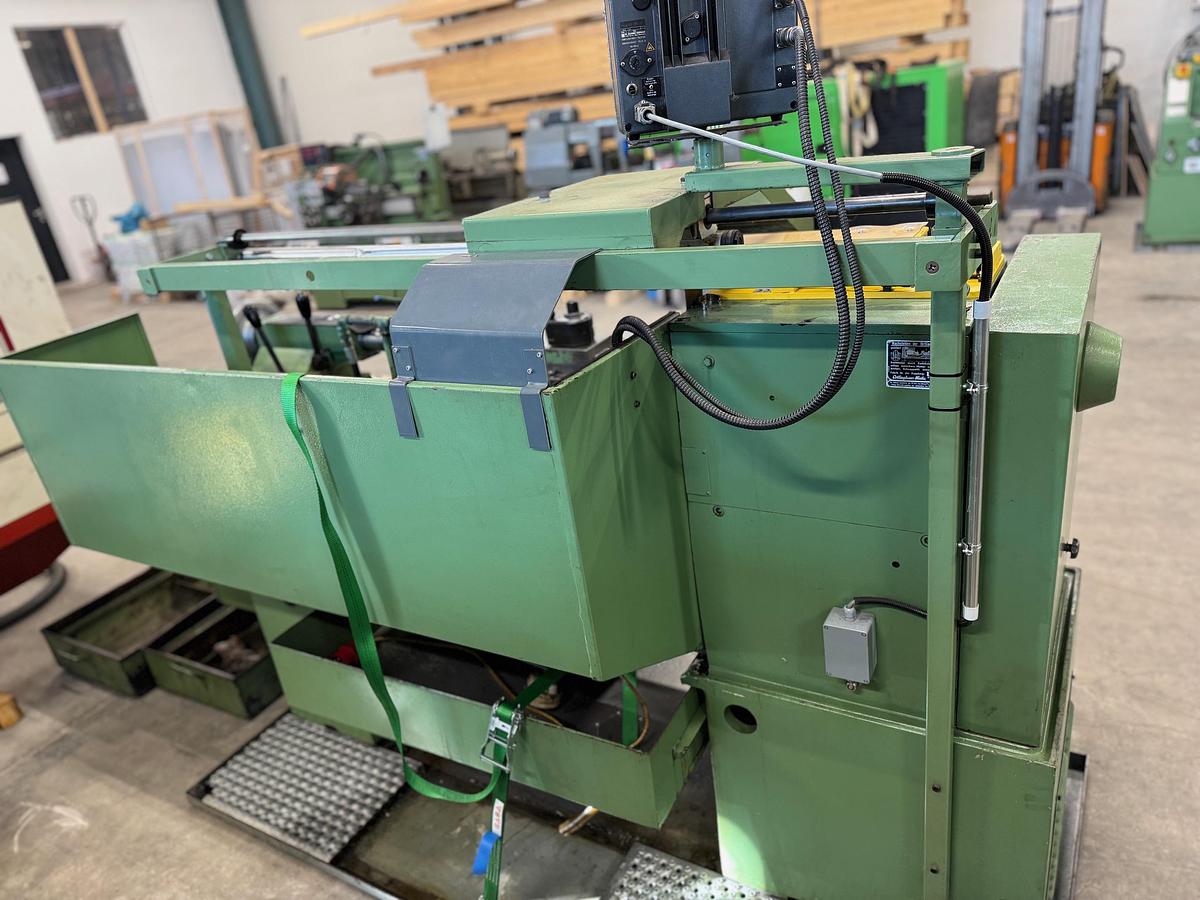 Gebraucht Leit-& Zugspindeldrehmaschine KERN Typ D 20 A