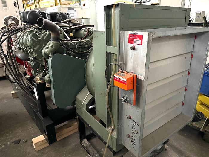 Gebraucht Notstromaggregat 140kVA mit Mercedes Benz V8 Diesel Motor