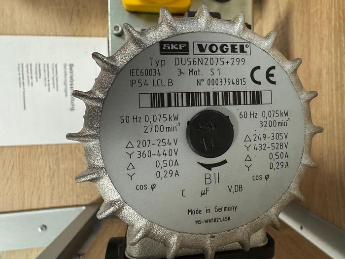 Gebraucht Zentralschmierung mit Pumpe für CNC Maschinen  SKF VOGEL MFE5-KW3-2+299