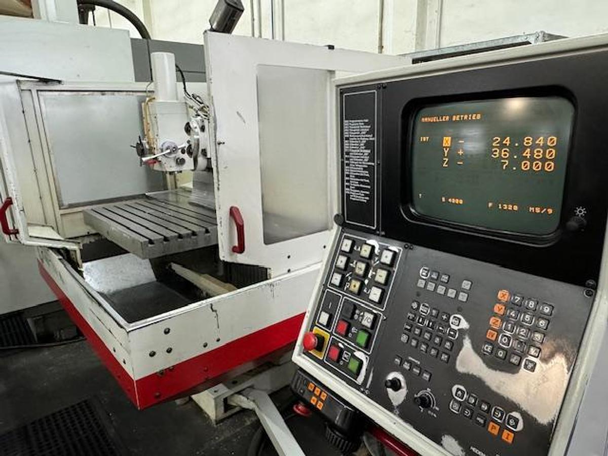 Gebraucht CNC Werkzeugfräsmaschine HERMLE UWF 900 W
