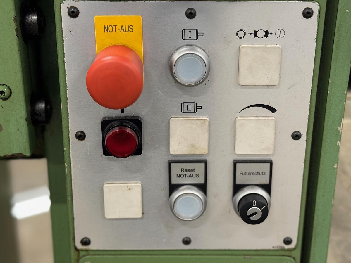 Gebraucht Leit-& Zugspindeldrehmaschine KERN Typ D 20 A