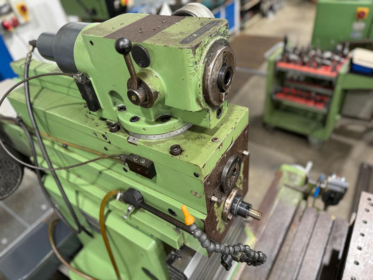 Gebraucht Universalwerkzeugfräsmaschine DECKEL FP4 NC