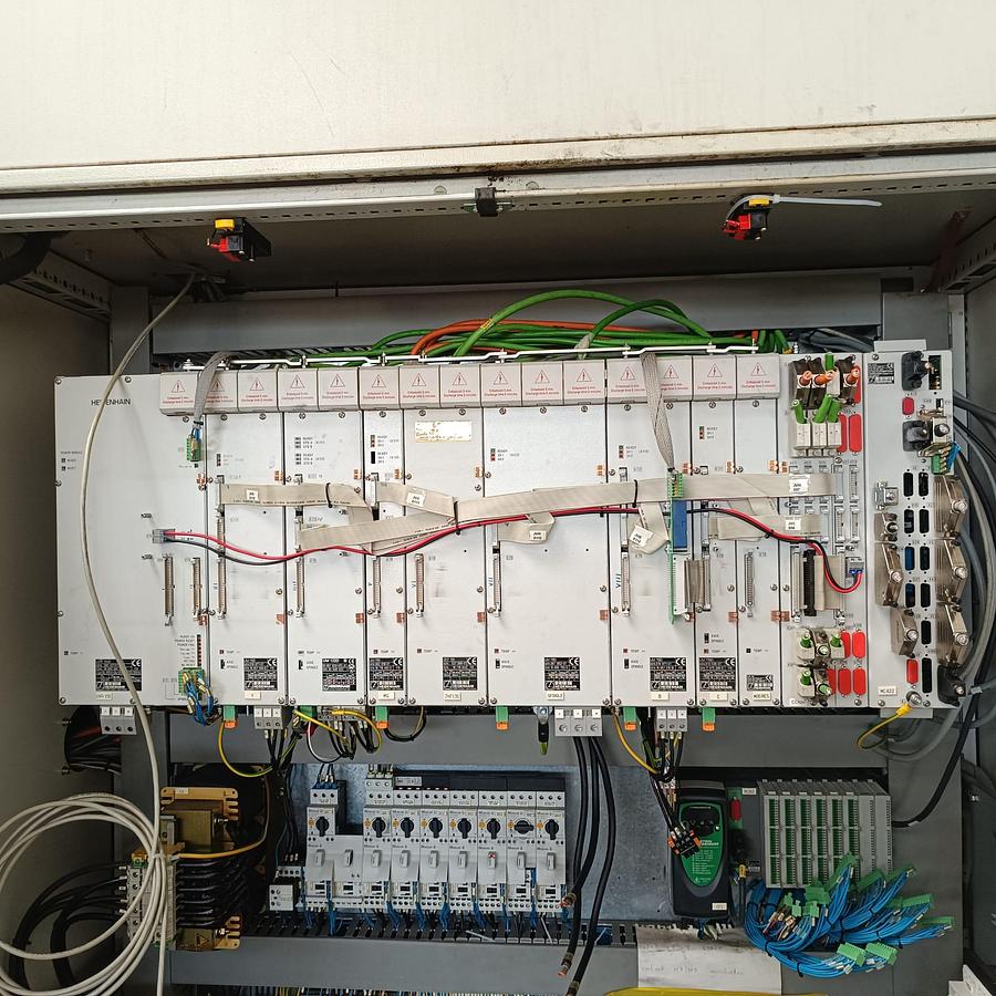 Gebraucht HEIDENHAIN TNC - Antriebssystem und Steuerung von CNC-Maschine