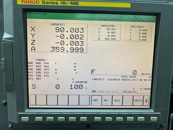Gebraucht CNC Bearbeitungszentrum STAMA FANUC ROBODRILL MC 021