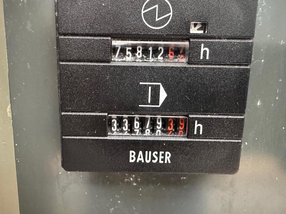 Gebraucht CNC Bearbeitungszentrum DECKEL MAHO DMU 60T RS3