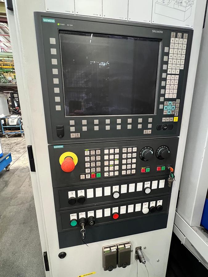 Gebraucht CNC-Wälzfräsmaschine zur Zahnradbearbeitung LIEBHERR LC 200