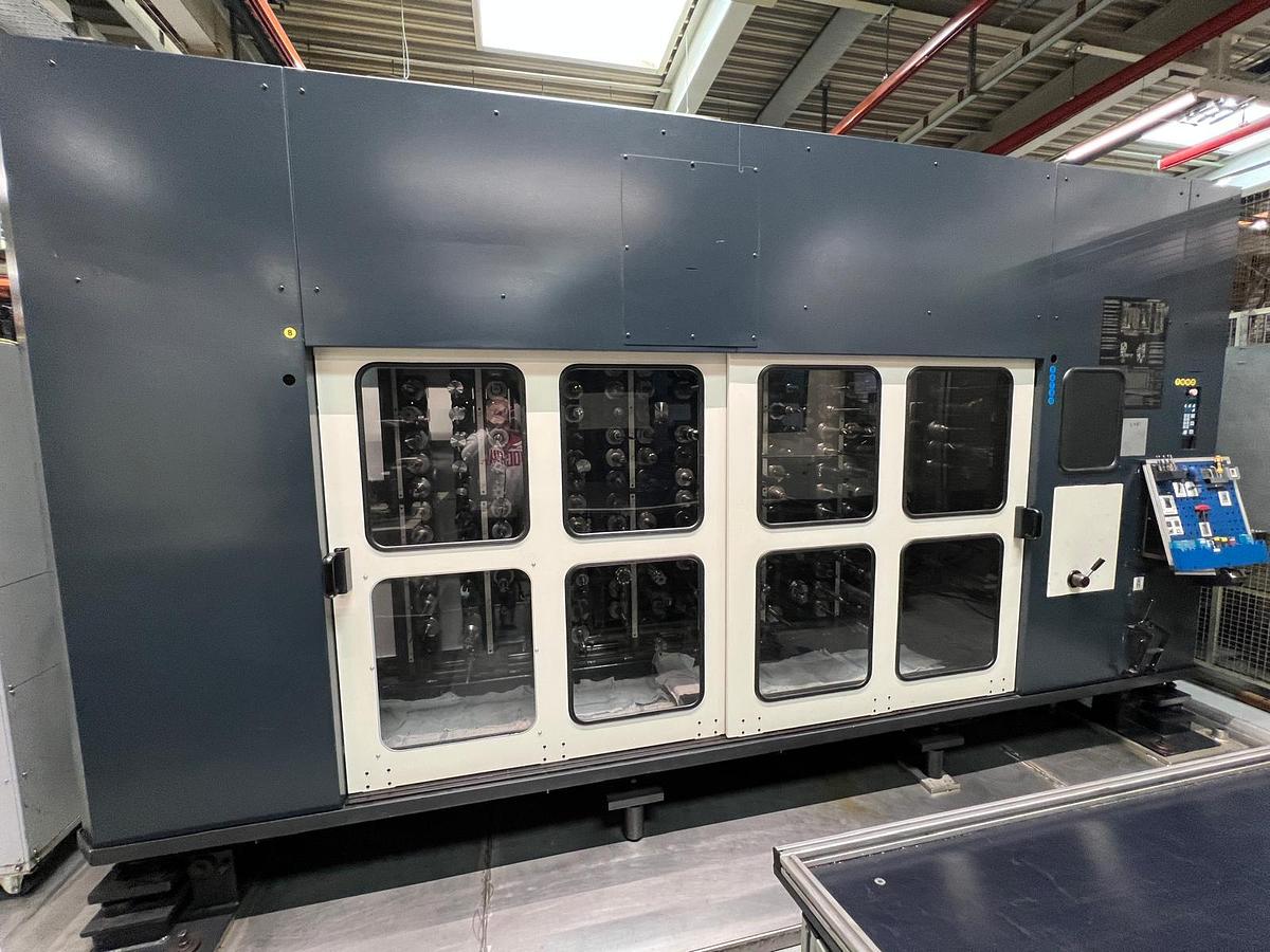Gebraucht Horizontales Bearbeitungszentrum MAKINO A88E A188