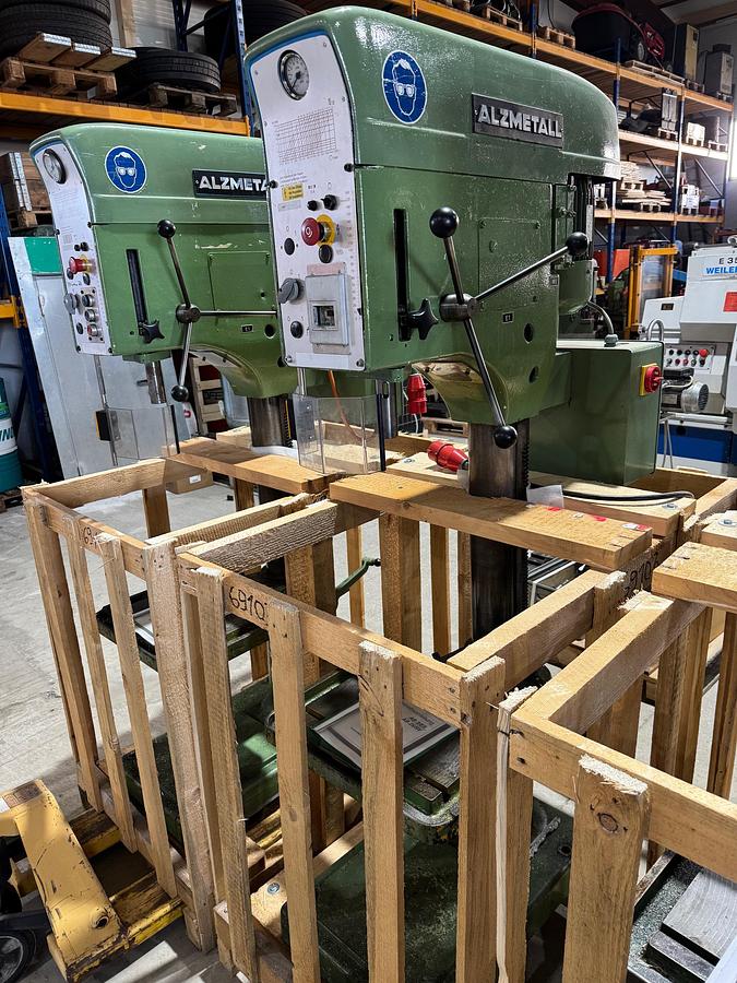 Gebraucht Säulenbohrmaschine Industriequalität Alzmetall AB 3 ES