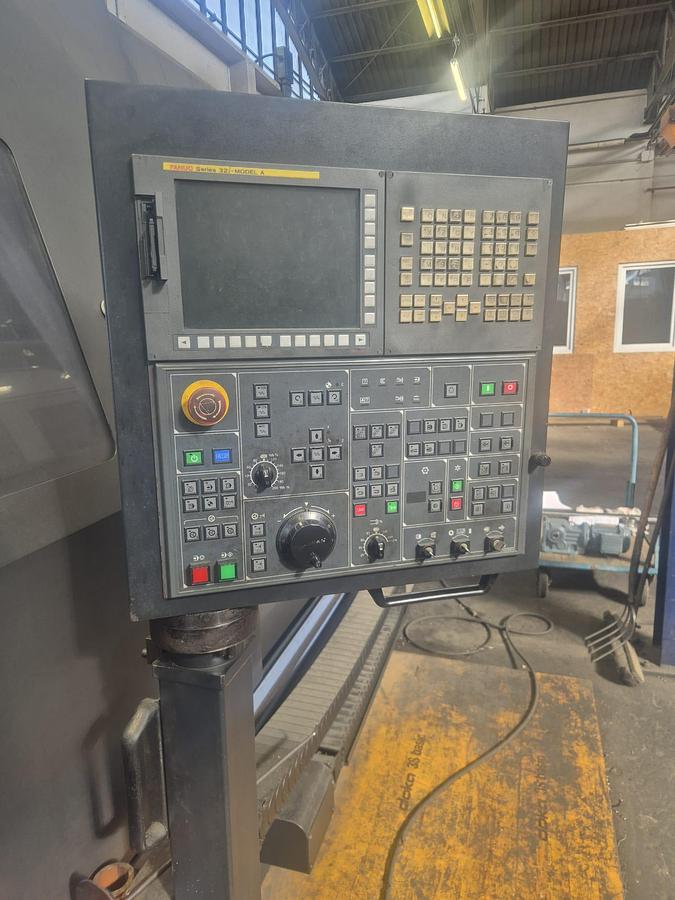 Gebraucht CNC Drehmaschine DOOSAN PUMA 700 LM
