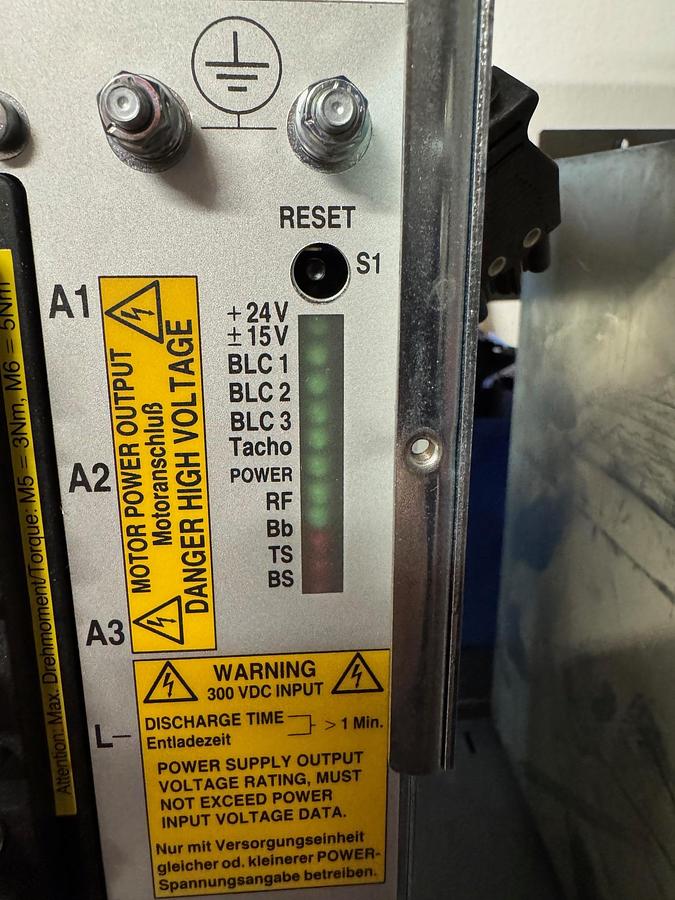 Gebraucht INDRAMAT Ersatzteile  Antriebsregler  Servoverstärker  A.C. Servo Achsmodule