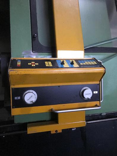 Gebraucht CNC Drehmaschine MONDIALE CNC M 400