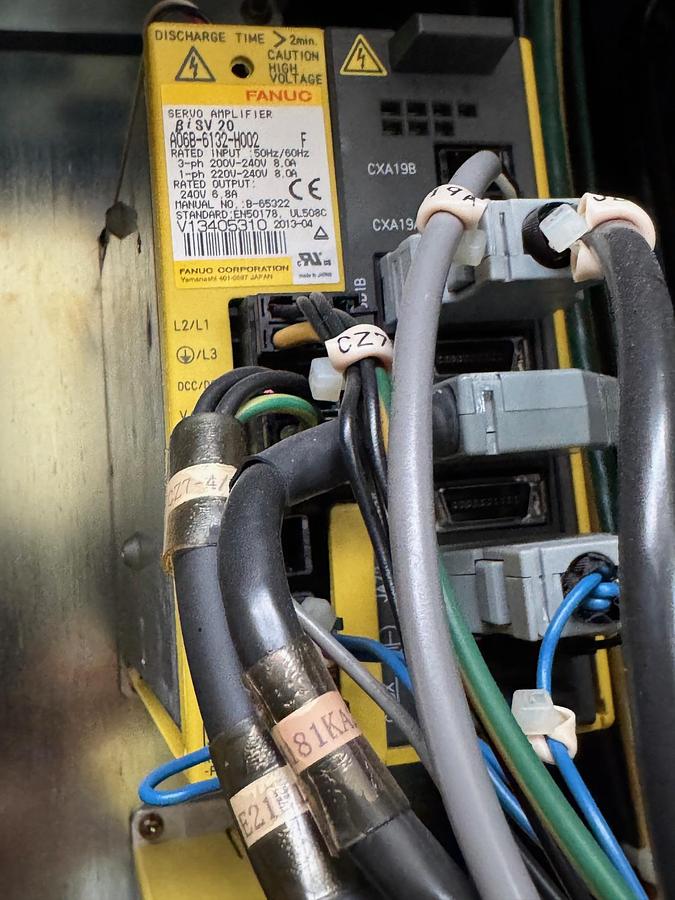 Gebraucht FANUC CNC Module Paket – Servo Amplifier, Spindle Amplifier & Netzteile