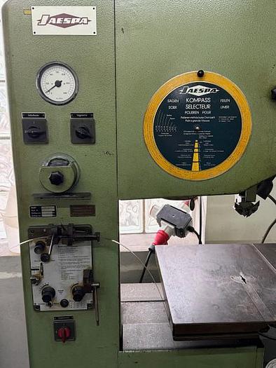 Gebraucht VERTIKAL-BANDSÄGEMASCHINE JAESPA MSP 4