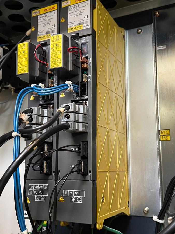 Gebraucht FANUC CNC Module Paket – Servo Amplifier, Spindle Amplifier & Netzteile
