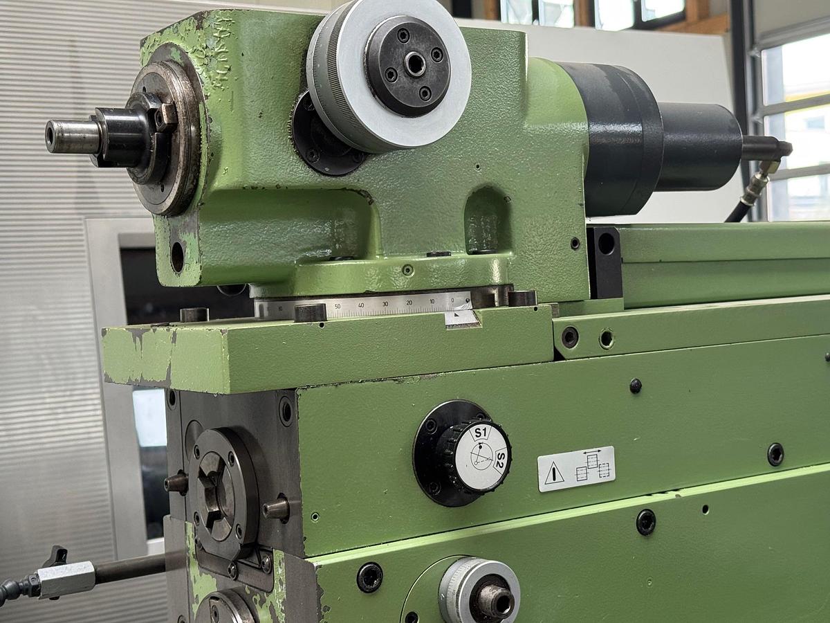 Gebraucht Universalwerkzeugfräsmaschine DECKEL FP4 NC