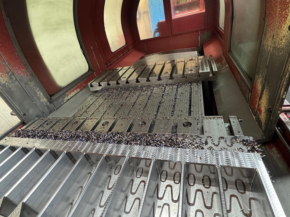Gebraucht CNC Universalportalbearbeitungszentrum FPT Industrie S.p.A. Modell: DINO DV28T2208